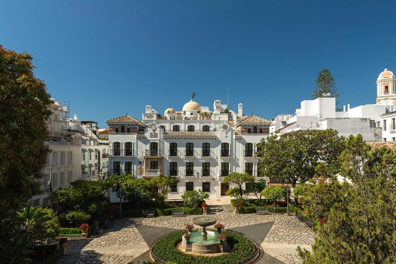 Hotel El Pilar Andalucia 埃斯特波纳