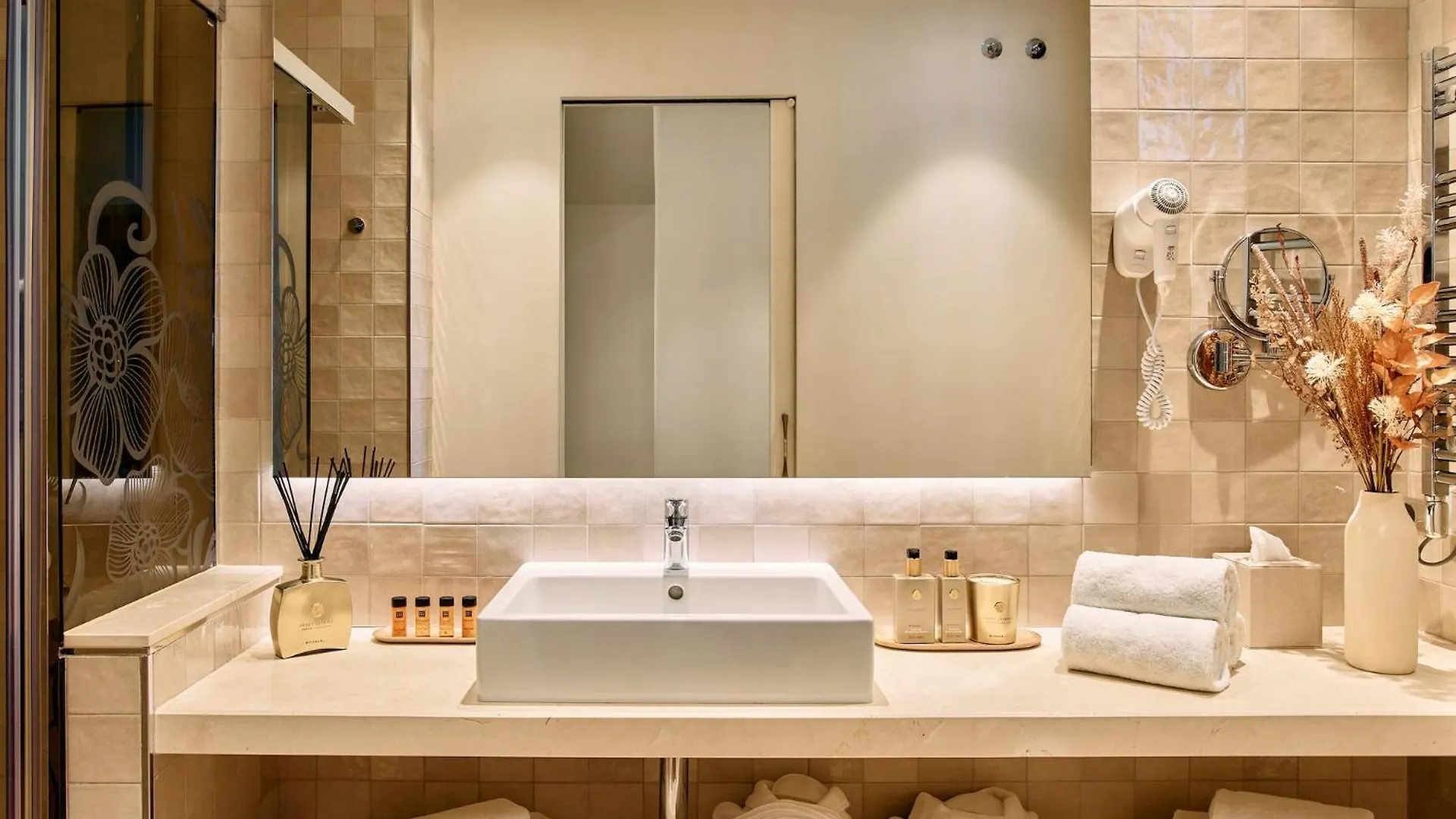 Hotel El Pilar Andalucia Эстепона