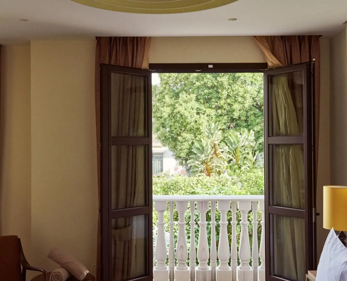Hotel El Pilar Andalucia Εστεπόνα