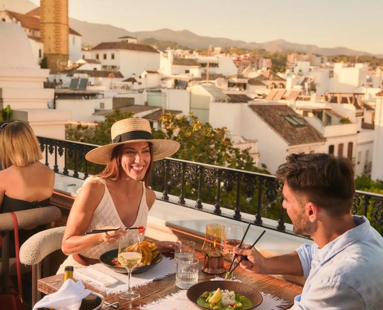 Hotel El Pilar Andalucia Εστεπόνα